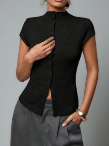 Womens fashionable knitted turtleneck top slim and comfortable four-season short-sleeved cardigan can be worn as a base layer