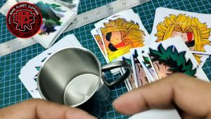 Anime Peeker Sticker One Piece Waterproof Glossy / Hologram