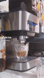 DAVINCI Syrup/Sauce Pump - 750ml & 2L Bottle Dispenser - Portion Control