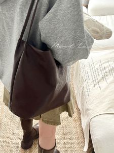 กระเป๋าถือทรงสี่เหลี่ยมผืนผ้าขนาดกลางสำหรับใส่ของทำงานสไตล์ลำลอง กระเป๋าสะพายข้างหนัง PU สำหรับผู้หญิง