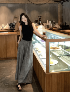 กางเกงขายาวทรงหลวมสไตล์ย้อนยุคแบบลำลองสำหรับผู้หญิงในฤดูร้อน กางเกงขายาวทรงหลวมสไตล์ย้อนยุคแบบลำลองสำหรับผู้หญิงในฤดูร้อน