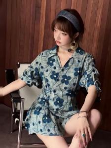 Chinese Vintage Set for Women