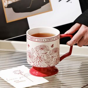 Ladies Vintage High Footed Couples Rose Garden Ceramic Coffee Mugs Large Capacity Attractive Design Creative Luxury Style