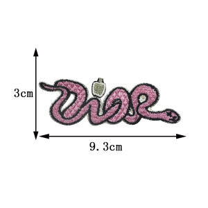 ปีพิมายงู 2025 ที่คาดเข็มขัดลายงูปักลายการ์ตูนขนาดเล็ก หมาป่า ผ้าปะติด กระเป๋า หมวก ผ้าห่ม ตกแต่ง