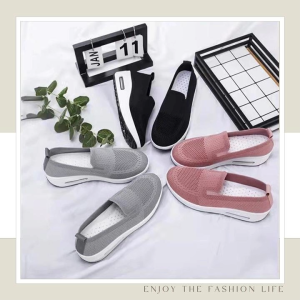 Zishop  พร้อมส่งในไทย รองเท้าผ้าใบผู้หญิง ทรงสลีปออนสวยๆ ทรงสวยด้านข้างแต่งลวดลายสุดเก๋สีสันน่าใส่ เนื้อผ้า ไม่หนา ไม่บางมาก ใส่สบาย ไม่ร้อนเท้า แถมราคาไม่แพงด้วยนะ  ดีจริ๊งคอนเฟิร์ม