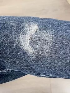 Miếng lấy lông rụng Chó Mèo hình dấu chân bằng chất liệu silicon (mẫu mới) - Hara Pet Store