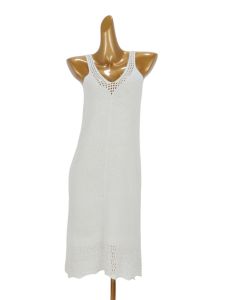 ชุดเดรสยาวคอวีแขนกุดสไตล์เกาหลีสีพื้นเซ็กซี่สำหรับฤดูร้อน ชุดเดรสยาวปานกลางแบบถักเปิดหลังสำหรับผู้หญิง