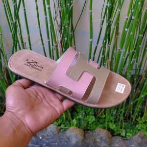 Sandal Kulit Wanita Sandal Kekinian Sandal Selop Slide Flat Nonslip