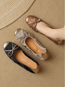 New 2025 Chinese Style Flat Ballet Flats Womens Shoes Soft Bottom Low Heel Casual Slip-On round Toe Leather Fashion Footwear