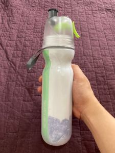 590 ml Insulated Misting Spray Water Bottle/Tumbler for Biking Walking Running and other Sports and Outdoor Activities