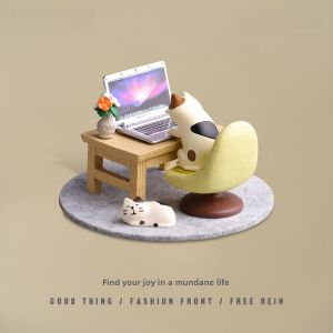 Cute Office Cat Decorative Figurine Perfect Gift for Besties And Friends Desktop Decoration Resin Handmade Craft Office Atmosphere