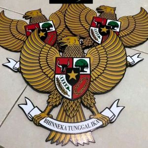 Peraga Burung Garuda Pancasila Bahan Triplek / Hiasan Dinding Garuda Pancasila bahan triplek