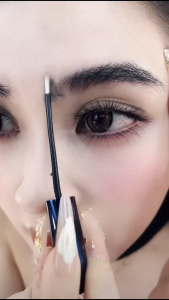 Eyelash & Eyebrow Growth Serum with Peptides Boosts Growth Prevents Loss Repairs & Strengthens Hairs Hormone-Free 10ml