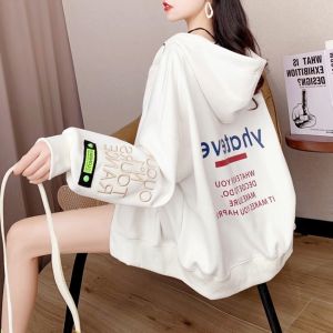 B17 เสื้อคลุมแขนยาวฮู้ด Oversize (อก 48 นิ้ว) ซิปหน้า ปักที่แขน พิมอังกฤษด้านหลัง กระเป๋าข้าง ผ้าคอตตอล ผ้าไม่ยืดไม่หนาไม่บางมาก สินค้าพร้อมส่งในไทย