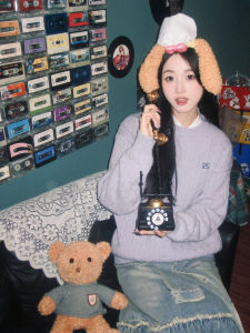 Thickened College Style Womens Knitted Sweater round Neck Loose Soft Warm Top for Autumn Winter New Arrival Versatile Long Sleeve