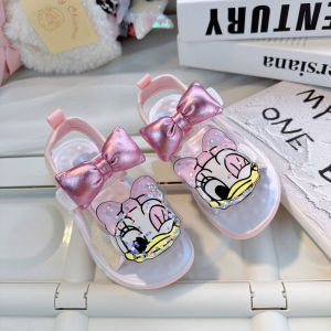 Giày Sandal Nữ Em Kiểu Dáng Mùa Hè Mềm Mại Thời Trang Giày Đi Biển Giày Đế Bằng Cho Trẻ Em Dễ Dài Dài Đến Cổ Tay