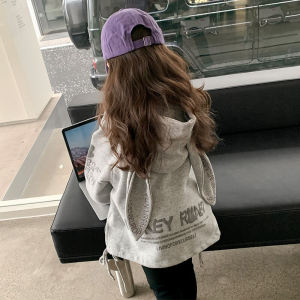 เสื้อหูกระต่ายเด็กผู้หญิงแบบใหม่ปี2024เสื้อมีซิปสำหรับผู้หญิงเสื้อสเวตเตอร์เสื้อคลุมทรงหลวมสไตล์เกาหลีแฟชั่นใส่ช่วงฤดูใบไม้ผลิและฤดูใบไม้ร่วงสำหรับเด็กหญิง