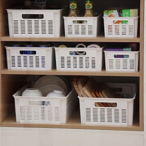 3ชิ้น กล่องเก็บของอเนกประสงค์พร้อมหูหิ้ว / ตะกร้าเก็บของพลาสติกหนา / กล่องจัดระเบียบห้องครัวห้องนอนหอพัก / กล่องเก็บของอเนกประสงค์แบบซ้อนได้