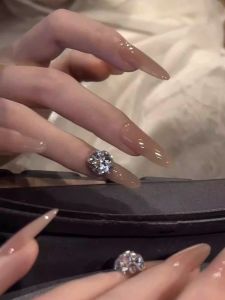 เล็บปลอมยาวสีพื้นทำมือ สไตล์เจ้าแม่คุณหญิง น่ารัก ใส โปร่งใส เข้ากันได้กับผิวแท้ ชุดเล็บเสร็จสิ้น สำหรับผู้หญิง