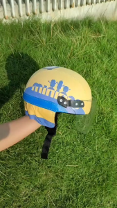 SUPER Helm Anak Balita Retro Karakter Minions - Gambar Tajam & Kuat, Lingkar Helm 50cm, Kaca Half Face