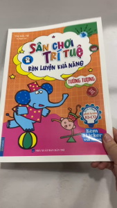 Sách - Sân chơi trí tuệ trò chơi phát triển IQ - CQ (kèm sticker vui nhộn)