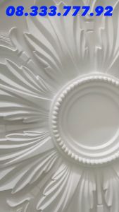 Mâm trần PU LUMI HOME đường kính 61cm phào PU hoa văn trang trí tường trần siêu bền mã PU M-7110