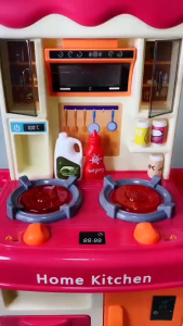 ชุดห้องครัวเด็ก จําลองการทําอาหาร ชุดครัวสำหรับเด็ก เตาแก๊สพร้อมเสียงและแสง ของเล่นจำลองการทำอาหารในครัว 25 ชิ้น ชุดครัวใหญ่