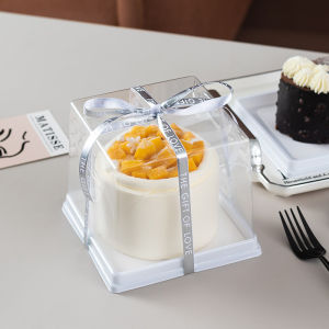 กล่องเค้กสี่นิ้วที่นิยมในโลกออนไลน์กล่องขนมอบบาสก์มูสสตรอเบอร์รี่ชีส4นิ้วทรงกลมเล็กแบบใส