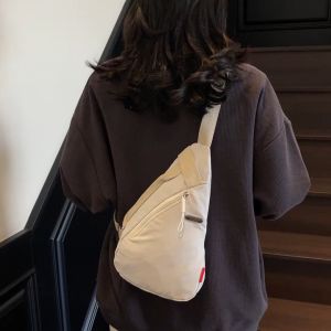 กระเป๋าคาดอกแฟชั่นสำหรับใส่มือถือ ดีไซน์เรียบง่าย น้ำหนักเบา เหมาะสำหรับผู้ชายและผู้หญิง กระเป๋าสะพายข้างลำลอง แนวสปอร์ต