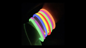 100Pcs Fluorescent Sticks / Bendable Light Glow Sticks / DIY Neon Bracelets Necklaces / Concerts Wedding Decor / Multicolors Event Party Supplies