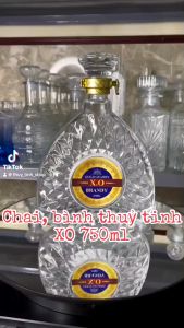 Chai Thủy Tinh X-O Tam Giác Đựng Rượu Dung Tích 750 ML Decor Nhà Cửa Cao Cấp