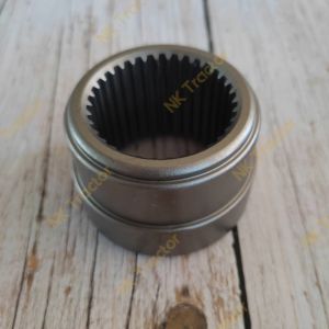 คูโบต้า M5000 / M6040 (เฉพาะปลอก) ปลอกตัดต่อดุมล้อหน้า (Kubota) ( เฟืองเพลาล้อหน้า ปลอกตัดต่อ ปลอกเฟืองล้อหน้า ปลอกตัดต่อบายศรีล้อหน้า