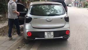 đèn cản sau I10 hatback