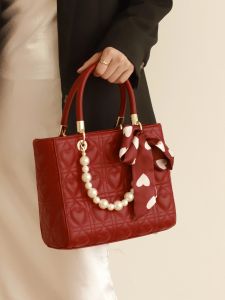 Wedding Red Large Capacity Bride Bag Luxury Sensation Daily Usable New 2025 Elegant Chinese Style Single Shoulder Handbag