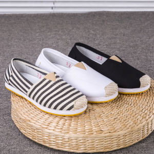 Old Beijing Cloth Shoes Womens Handmade Strong Cloth Soles Slip-on Fisherman Shoes Summer Womens Breathable Soft Bottom Canvas Shoes