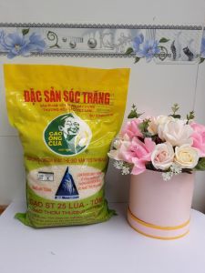 Gạo ông Cua ST25 lúa tôm. Túi 5kg. Thơm ngon tự nhiên. Tốt cho sức khỏe.