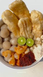 1 Pangsit Ayam X 2 Baso Aci Chilli Oil Hotpot Instan Food Kaldu Kuah Gudangsnack Tgr