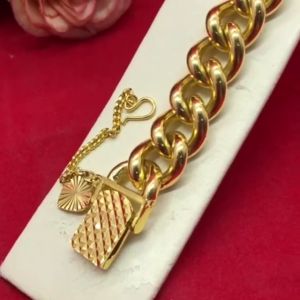 สร้อยข้อมือเลสแบน ลายโซ่ ความยาว 7 นิ้ว เทียบเท่า 5 บาท ชุบทอง งานสวย ข้อมือทอง ใส่แทนของจริงได้ รูปถ่ายจากสินค้าจริง