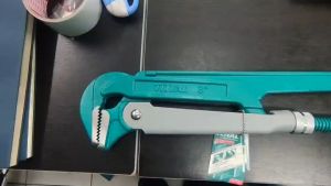 Total กุญแจจับแป๊ป ขาคู่ ขนาด 2 นิ้วและ 3 นิ้ว  รุ่น THT172021 THT172031  ( Pipe Wrench )