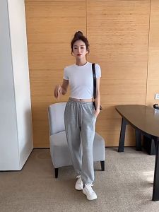 เสื้อเบลาส์ เสื้อเชิ้ตครอป เสื้อทรงเข้ารูปพอดีตัว ใส่สบายและลำลอง เสื้อยืด เสื้อ y2k ผู้หญิง เสื้อเชิ้ตสีขาว เสื้อสีดำ