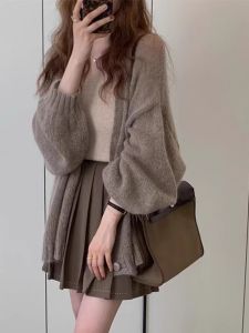 Retro Lantern Sleeve Cashmere Knitted Open Cardigan Womens Loose Top Sweater City Walk Style V-Neck Long Sleeve Thin Model
