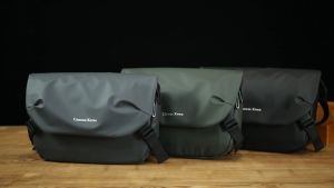 ไนลอนผ้า กระเป๋าสะพายข้างใหญ่ ความจุกระเป๋าลำลอ กันน้ำ และสวมใส่ กระเป๋าคาดอก