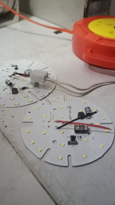 DOB Chip LED trực tiếp 220V không cần nguồn công suất 20W và 24W được Hàn sẵn dây điện