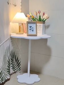 THEOMNIDESK Modern Minimalism Side Table Living Room Cream Style Flower Coffee Table Bedroom Light Luxury Bedside Table