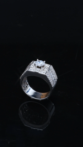 Nhẫn nam Bạc 925 Xi Kim Moissanite Viên Chủ 7.2mm KNNA0008 Kim Luxury