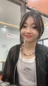 Luminizing Day Cream with Green Caviar by Kime Skincare | Melindungi Wajah Dari sinar matahari | Memiliki Kandungan UV Protection yang mampu menangkal paparan radikal bebas sinar matahari