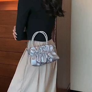 Túi xách nữ cầm tay đeo chéo hoạ tiết Nơ đá siêu đẹp túi cao cấp đi chơi đi tiệc Thanhthushop68 805