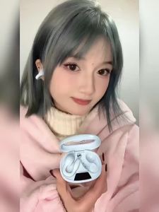ROEL-PLAY | Non-intrusive Womens Clip-on Bluetooth Earbuds