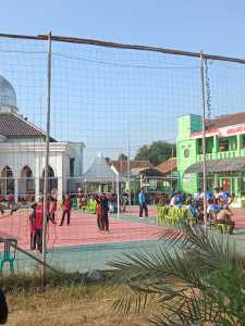 jaring penghalang lapangan 5x30 untuk bola voly atau untuk pengaman lapangan lain nya