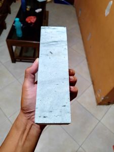 Batu asahan gunung asli dari Pacitan Jawa Timur kualitas dijamin terbaik untuk mengasah pisau dapur stainless pisau jagal dan sabit rumput